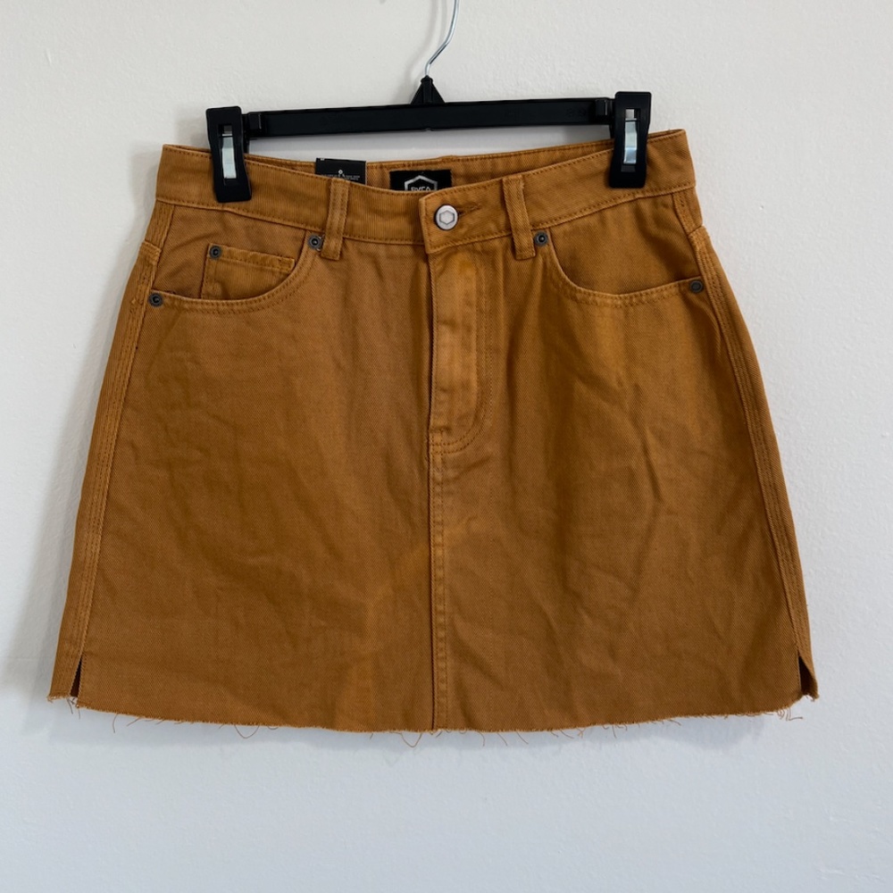 NWT RVCA Rowdy High Rise Mini Skirt
